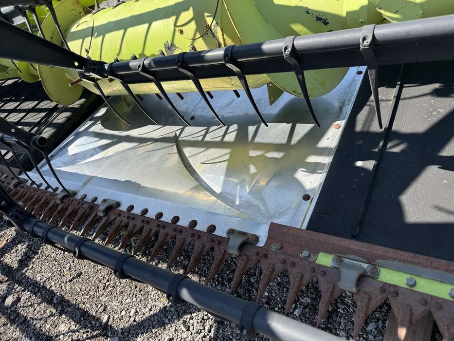 Жатка Claas MaxFlo 12m 2015року. Стан нової  жатки свіжа з європи