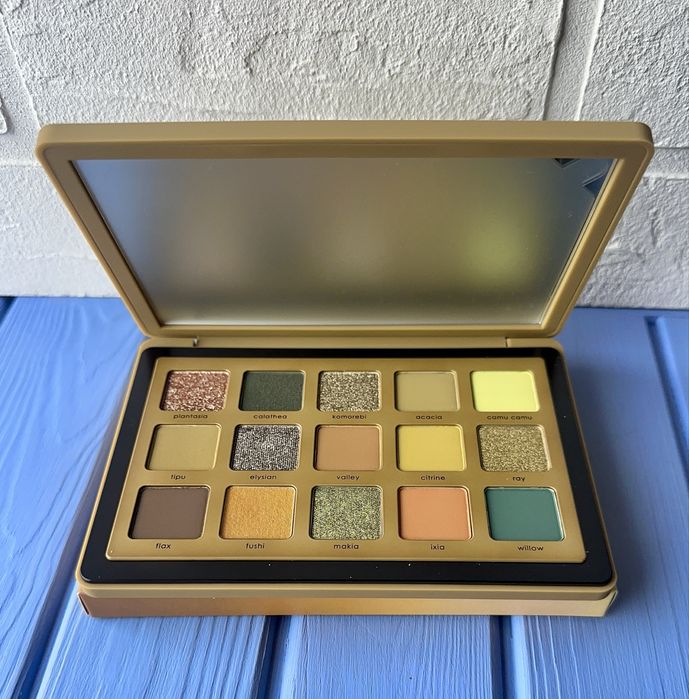 Natasha Denona Yucca Eyeshadow Палетка тіней для повік