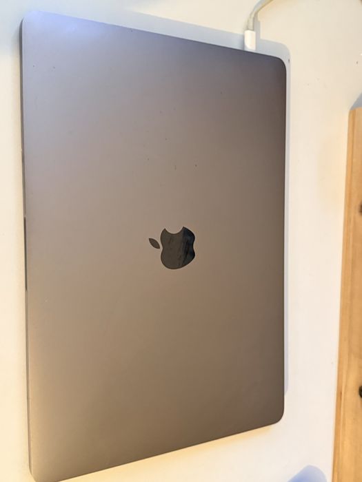 Macbook pro I5, 16GB ram
