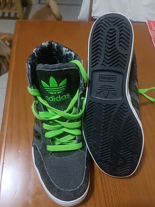 Tênis botas adidas N°43.5