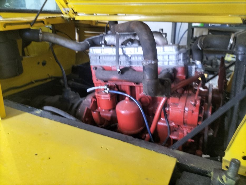 Львівський навантажувач дизельний двигун Д240(мтз80) вантажопідйо 5т