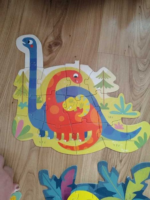Duże Puzzle 4w1 | CzuCzu | 3+ | Dinozaury (4 obrazki) 71 elementów