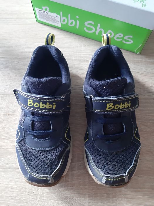 Buty sportowe dla chłopca, rozm. 31 (dł. wkładki- 20 cm)