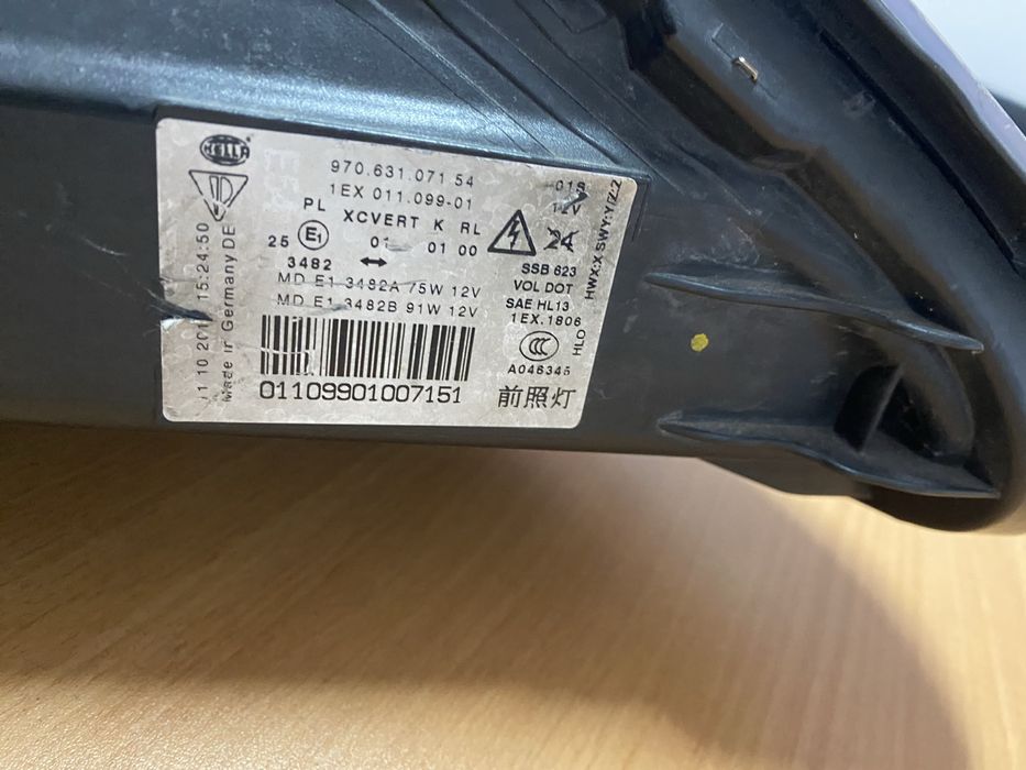 Optica frontal esquerda porsche panamera