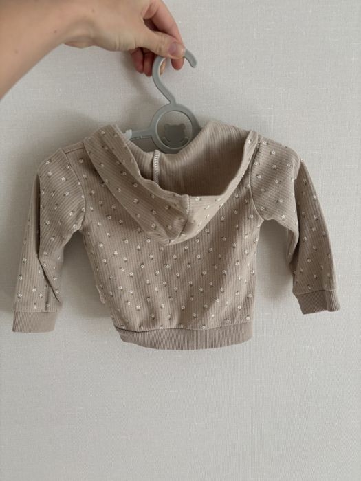 Весенний,летний костюм тройка 6-9 месяцев (бодик,штаны,кофта)