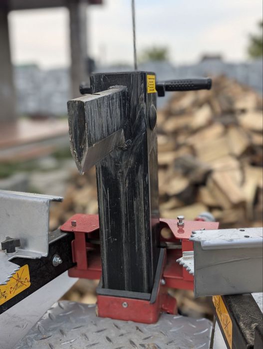 Дровокол електричний вертикальний AL-KO LSV 560/8