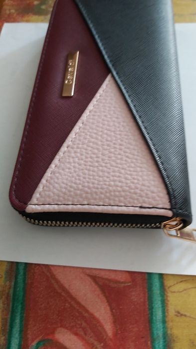 Piękny portfel Cavaldi - nowy