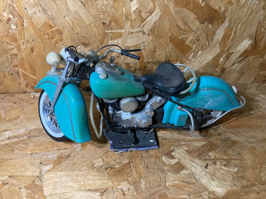 INDIAN Chief Motorcyle na escala 1/6