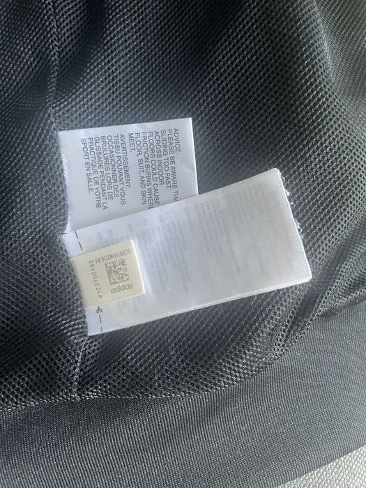 Легенька олімпійка adidas