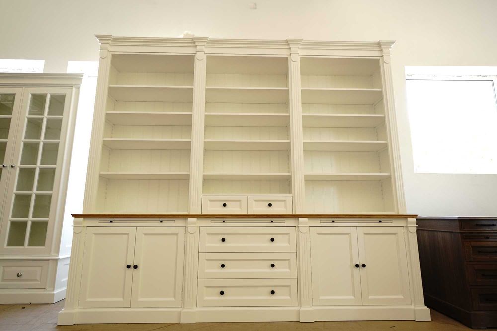 Biblioteka Amsterdam wprost od Producent przecena 24000na 19000