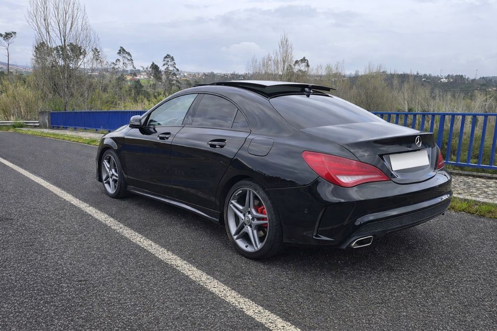 Mercedes-Benz CLA 220 AMG Aceito Retoma