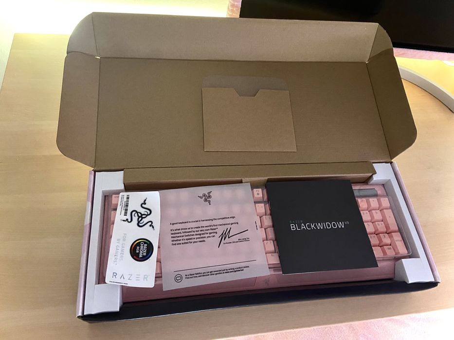 RAZER BlackWidow V3 Keyboard – Rose Quartz64584888706691121
