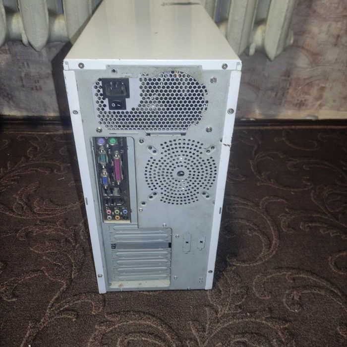 старий пк 2000 года