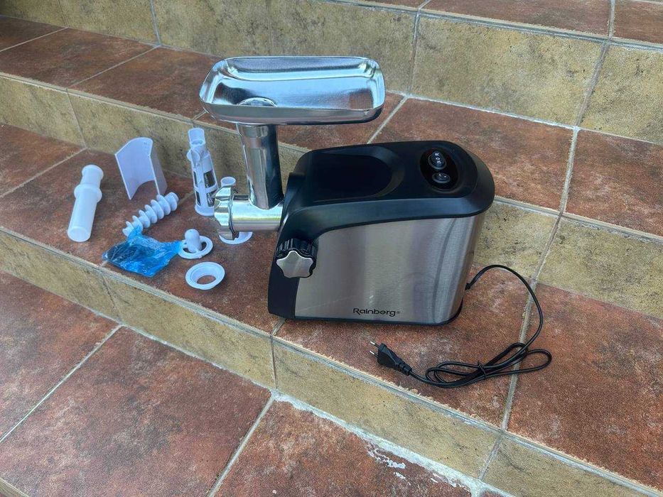 Мочная электрическая мясорубка 3800W электромясорубка с соковыжималкой