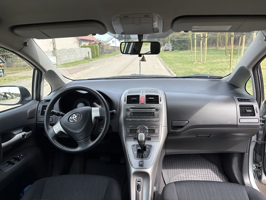 Toyota Auris ! Benzyna ! Automat ! Niski przebieg ! Salon Polska !