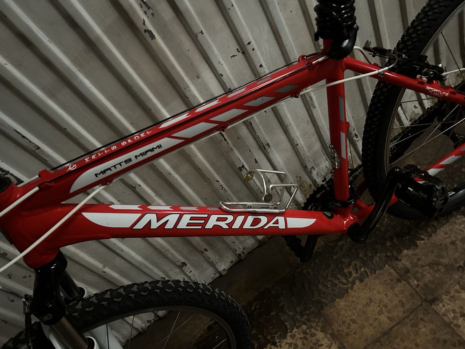 Bicicleta como nova marca merida