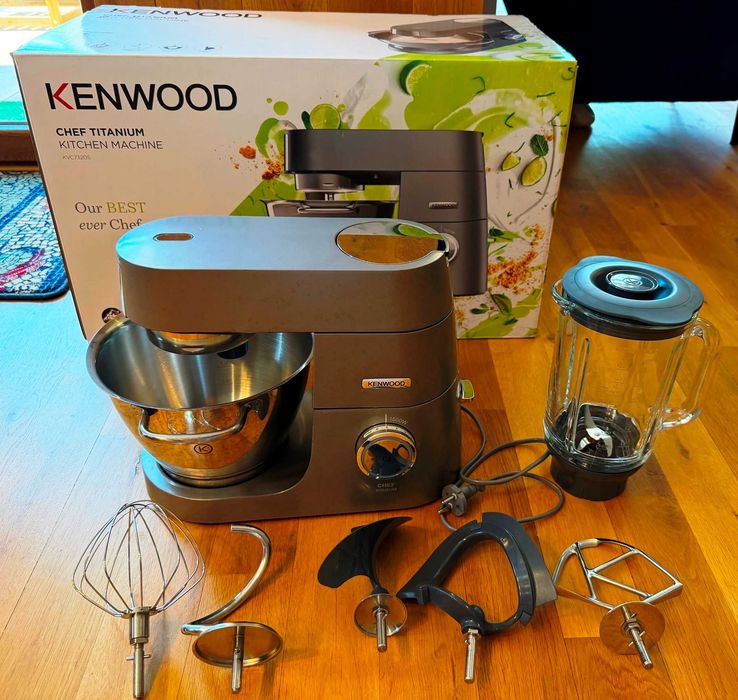 *** Kenwood Mikser Robot Kuchenny planetarny 1500W KVC7320S Chef Titanum zestaw blender ze szkła ThermoResist 5 mieszadeł poj. 4.6l podświetlanie **
