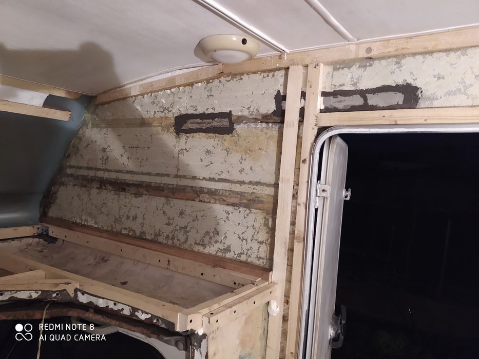 Autocaravana para restaurar