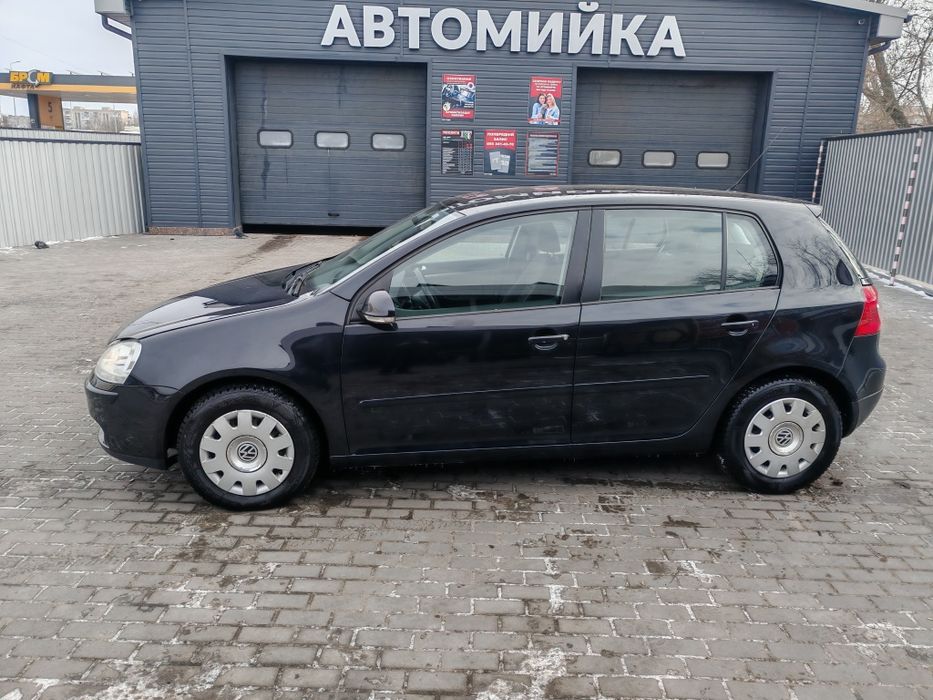 Volkswagen Golf 5 2008 рік 1.6 мпі