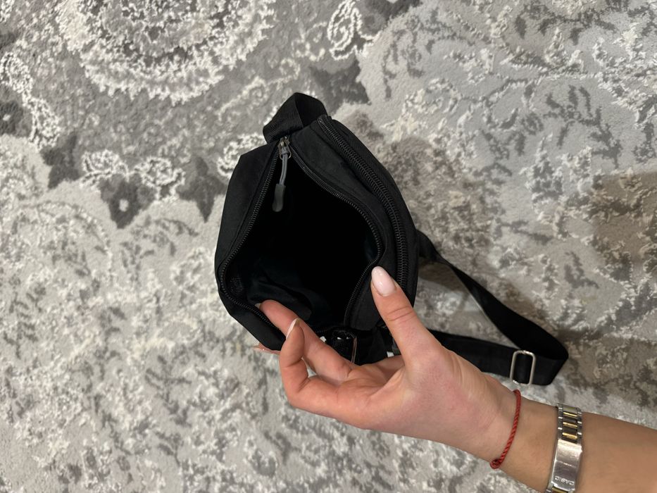 Сумка чорна чоловіча