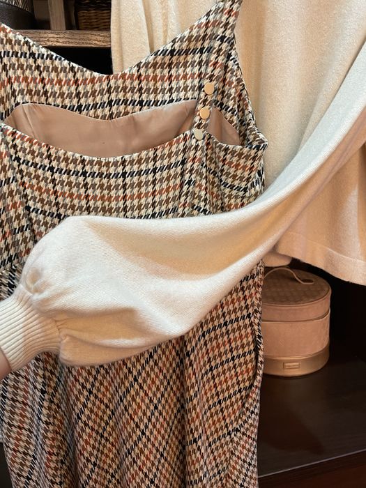 Сарафан жіночий та кашеміровий светр у комплекті