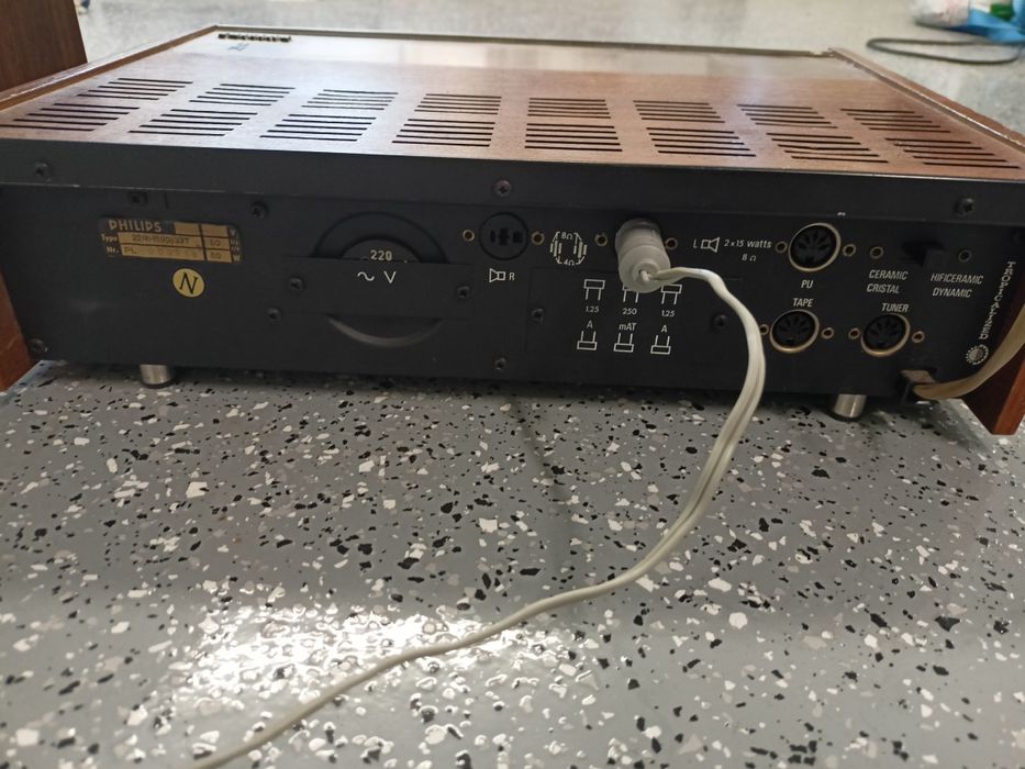 Wzmacniacz Philips z lat 70