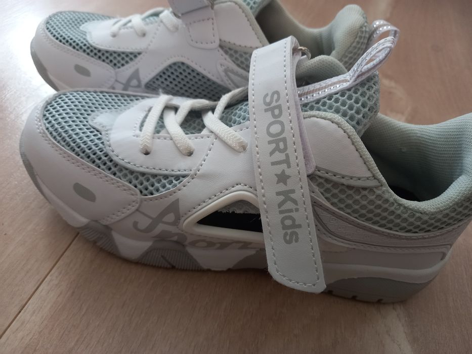Adidasy przewiewne, sandały zabudowane NOWE  36
