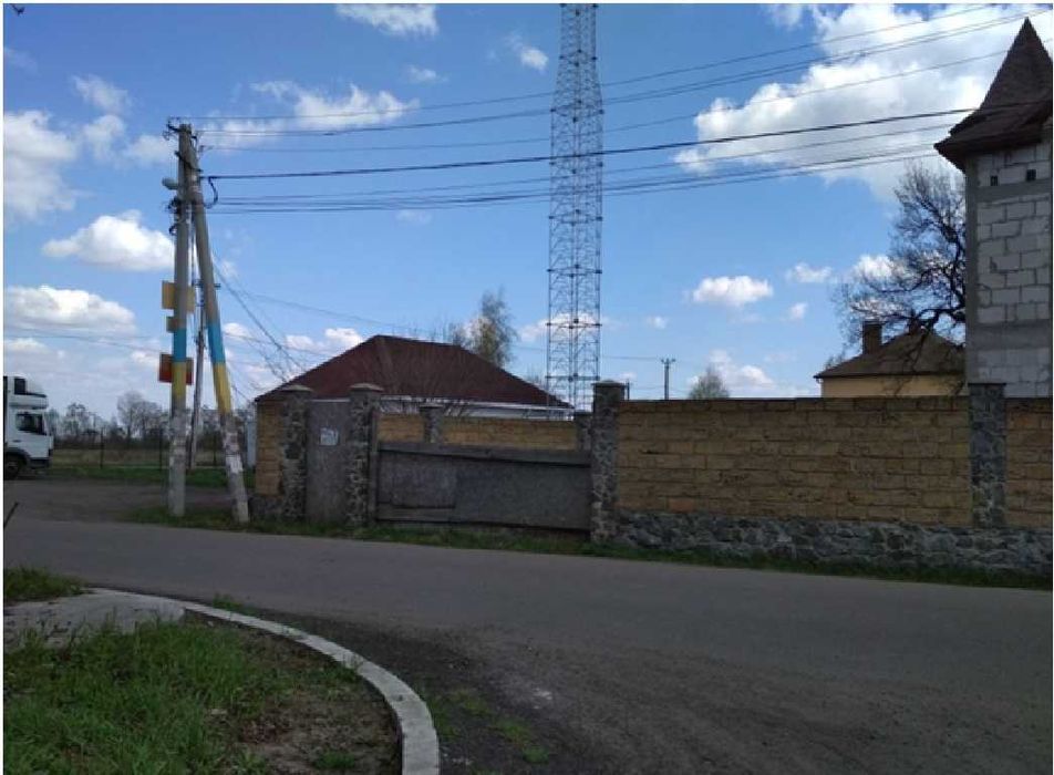 Продам дом в Киевская обл., Хотяновский р-он,товариство Троянда-2.