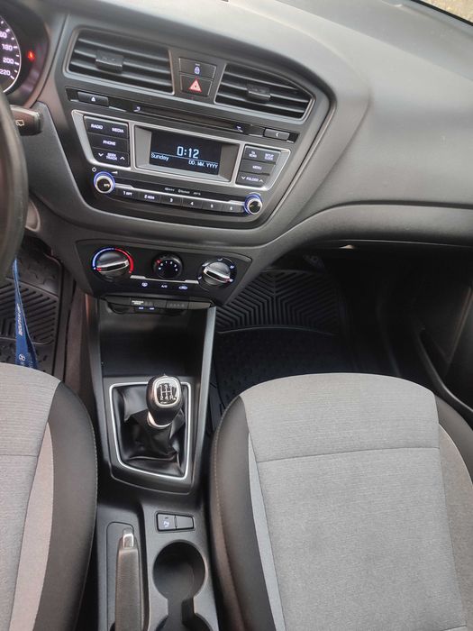 Hyundai i20 1.2 Gasolina – 2016 – 115 870 km — photo 5