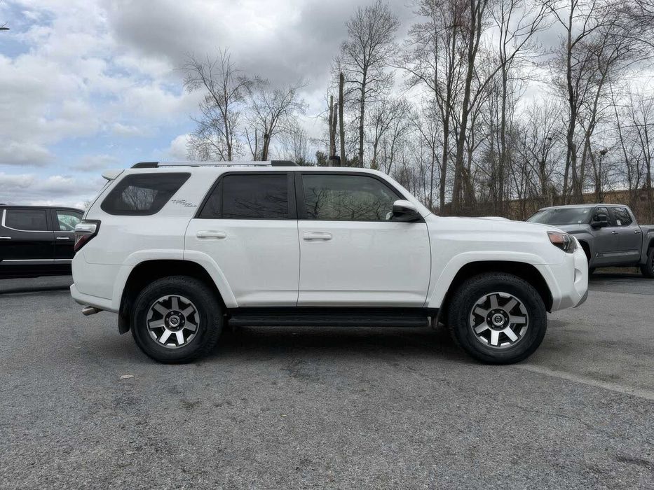Toyota 4Runner      2018