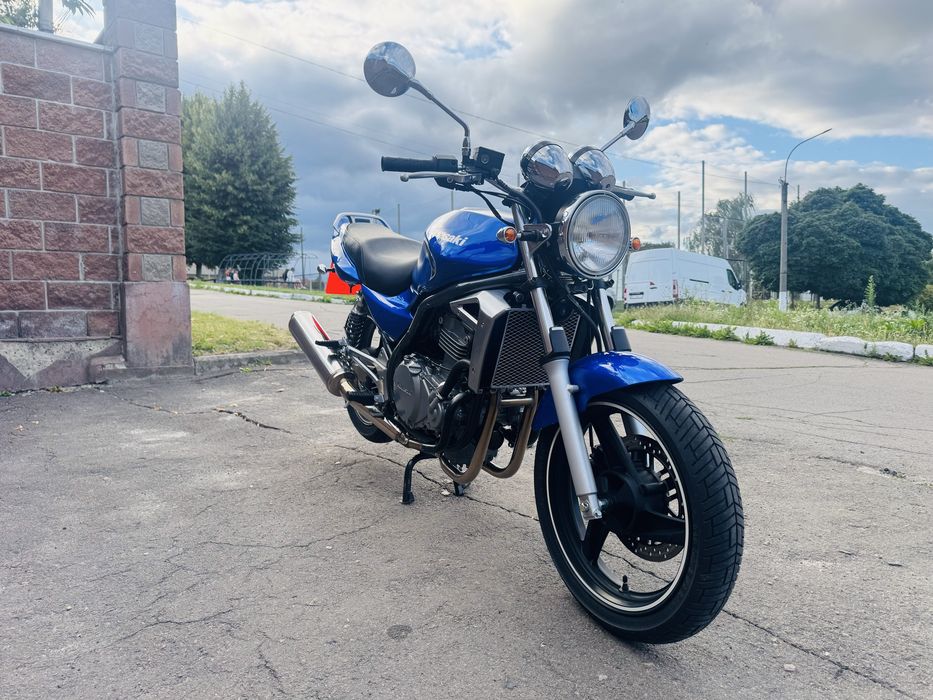 Продам свіжопривезений з Німечинни Кawasaki er-5 2005p