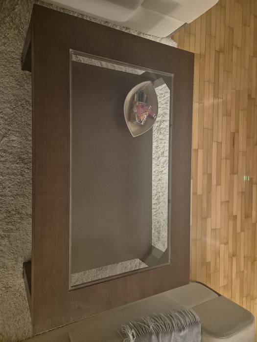 Ława drewniana z szybą i półką 120 x 60 cm