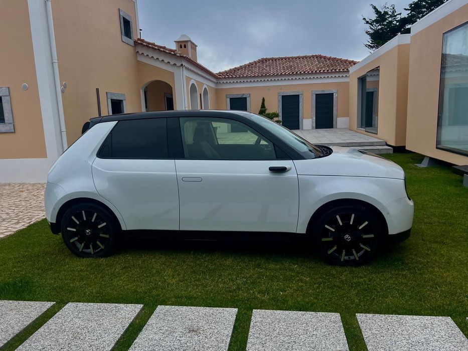 Honda e Advance (16")64661815302530123