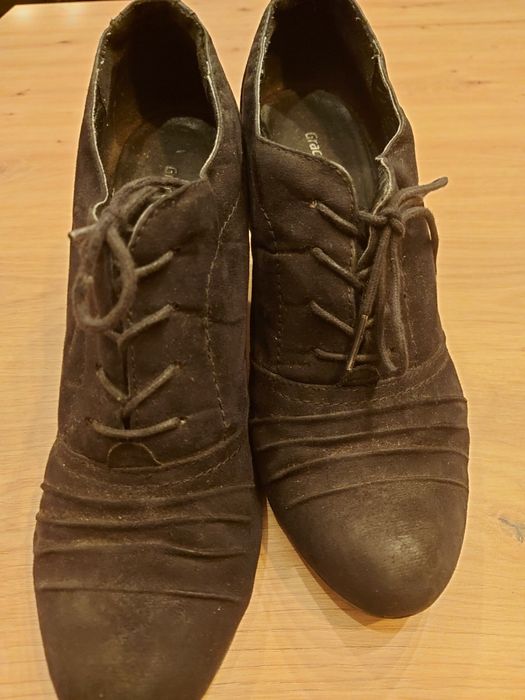 Buty zamszowe czarne