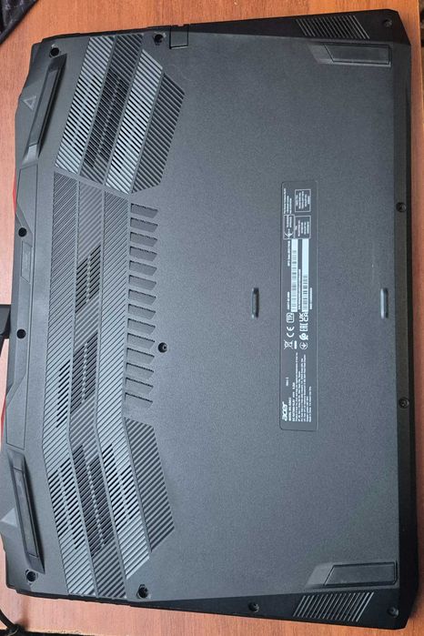Ігровий Ноутбук / acer NITRO 5 / AN517-52-55B9 / 17.3 FHD IPS 120Hz