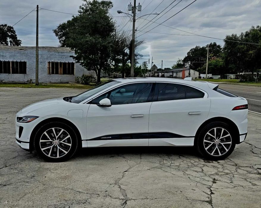 Jaguar I-PACE      2020
