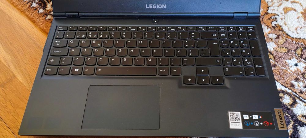 Vendo portátil gaming Lenovo Legion 5 15ACH6H para peças (ler atentamente a descrição!)