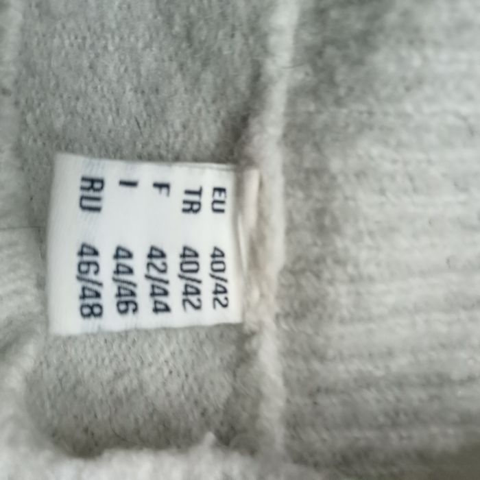 Sweter damski z wełną Essentials by Tchibo 40/42