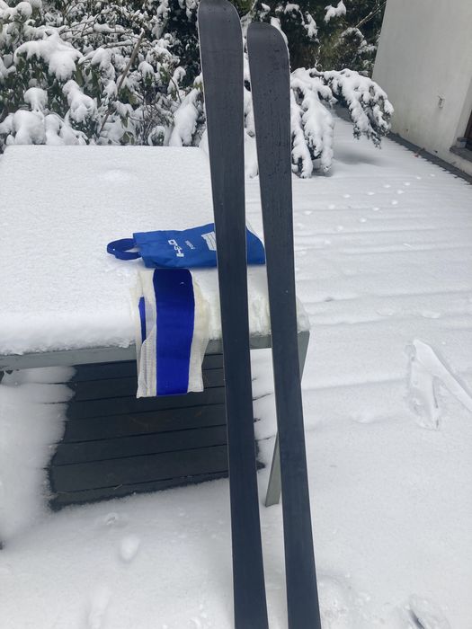 Narty skiturowe FISCHER + Foki