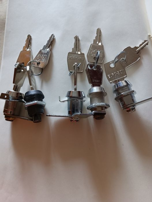 Замок!  для шкафчиків, металевих та дерев'яних, почтових ящіків .