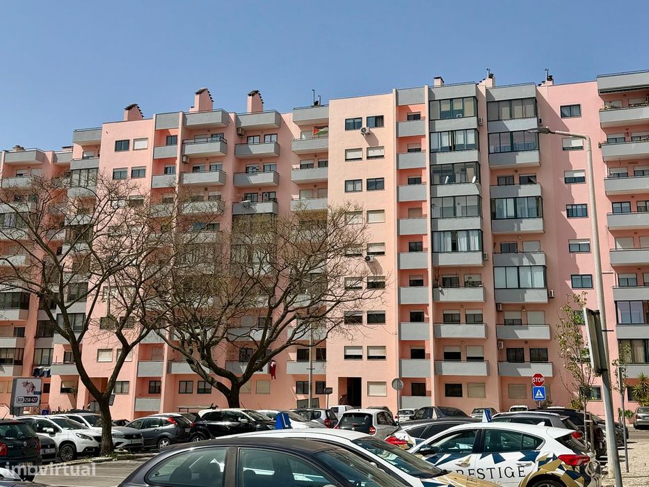 Apartamento T3 com Parqueamento — Barreiro E Lavradio, Setúbal