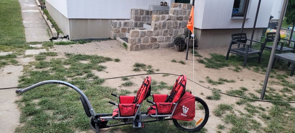 Używana przyczepka rowerowa Weehoo dla 2 dzieci