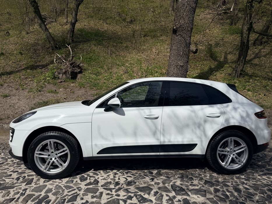 Продаж  Porsche Macan 2018 • 2.0 Turbo