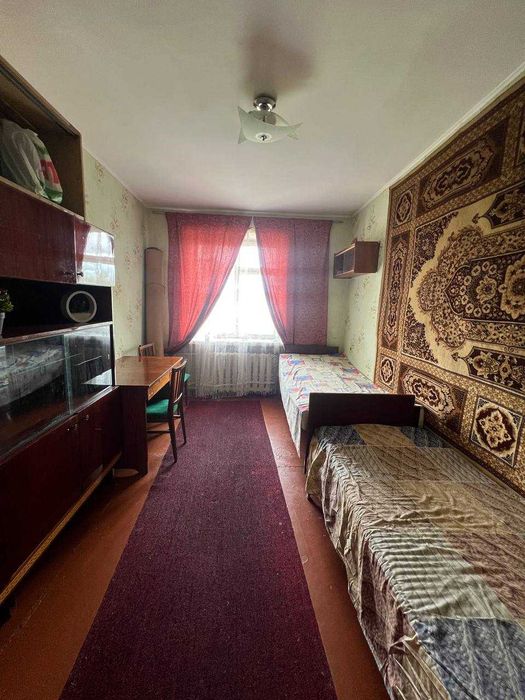 Продається 3 -кімнатна квартира, район 3- школи, м. Умань