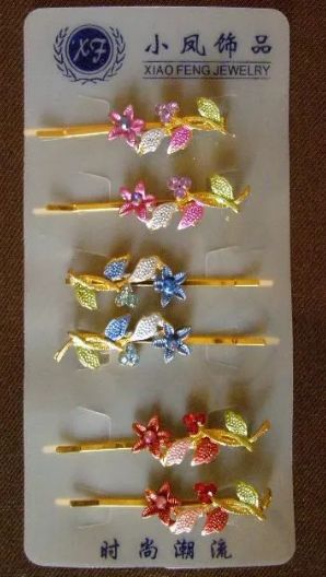 Заколки невидимки золотые со стразами