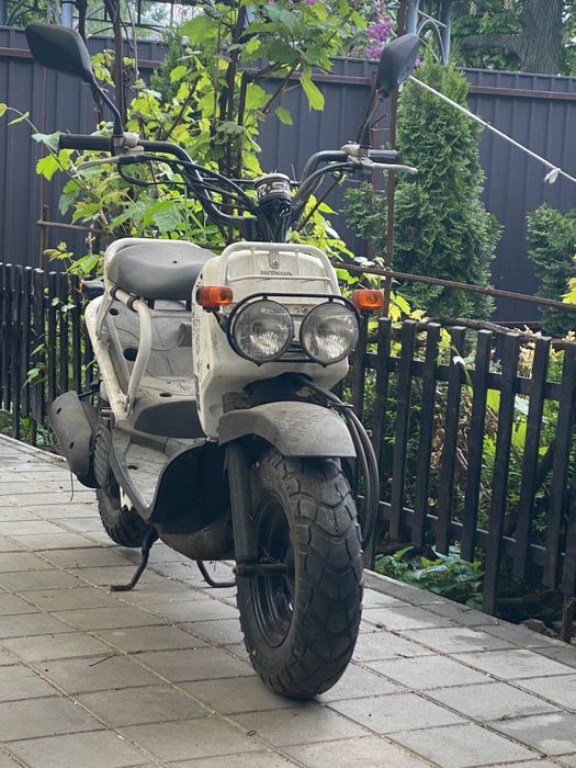 Honda Zoomer скутер/мопед та шолом Nolan