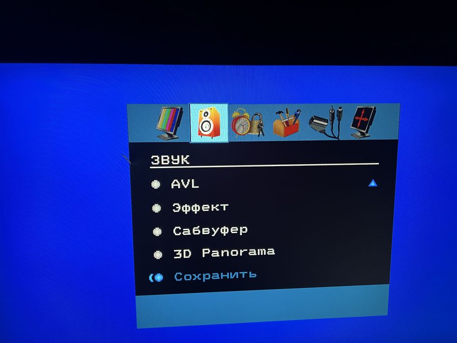 Телевізор 32 Telefunken