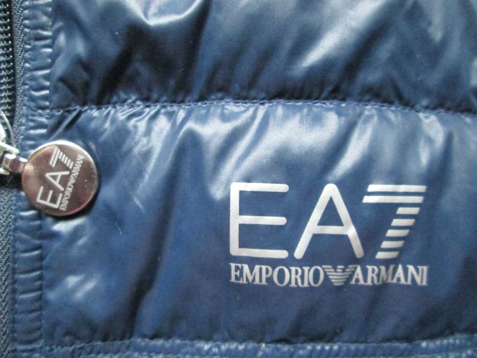 Kurtka damska ultralekka  EMPORIO ARMANI EA7 rozmiar L jak nowa