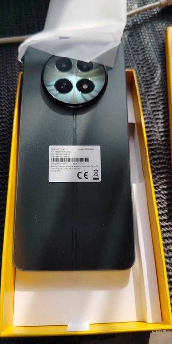 Realme 12 nowy na gwarancji zielony