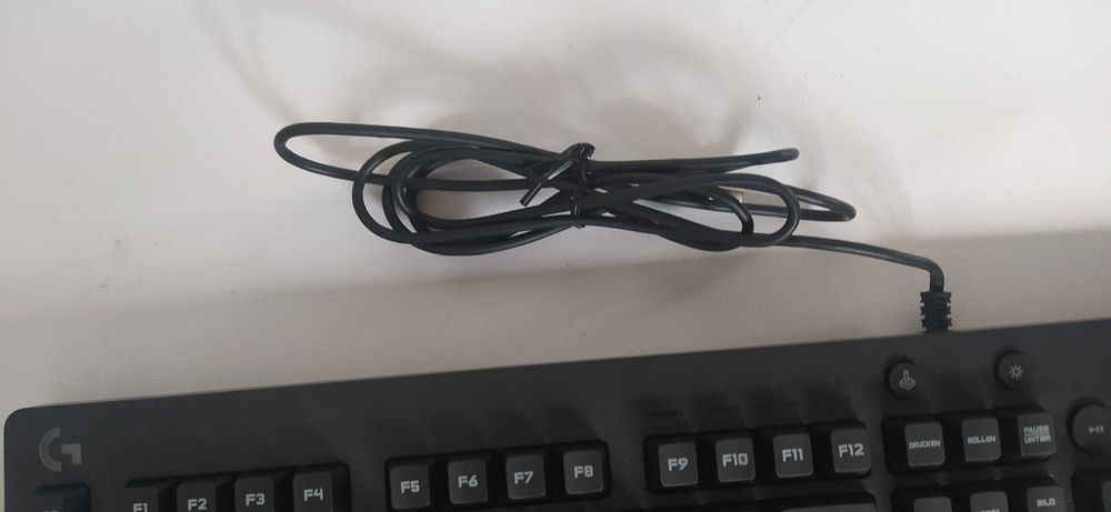 Logitech G213 klawiatura gamingowa oświetlenie RGB QWERTZ